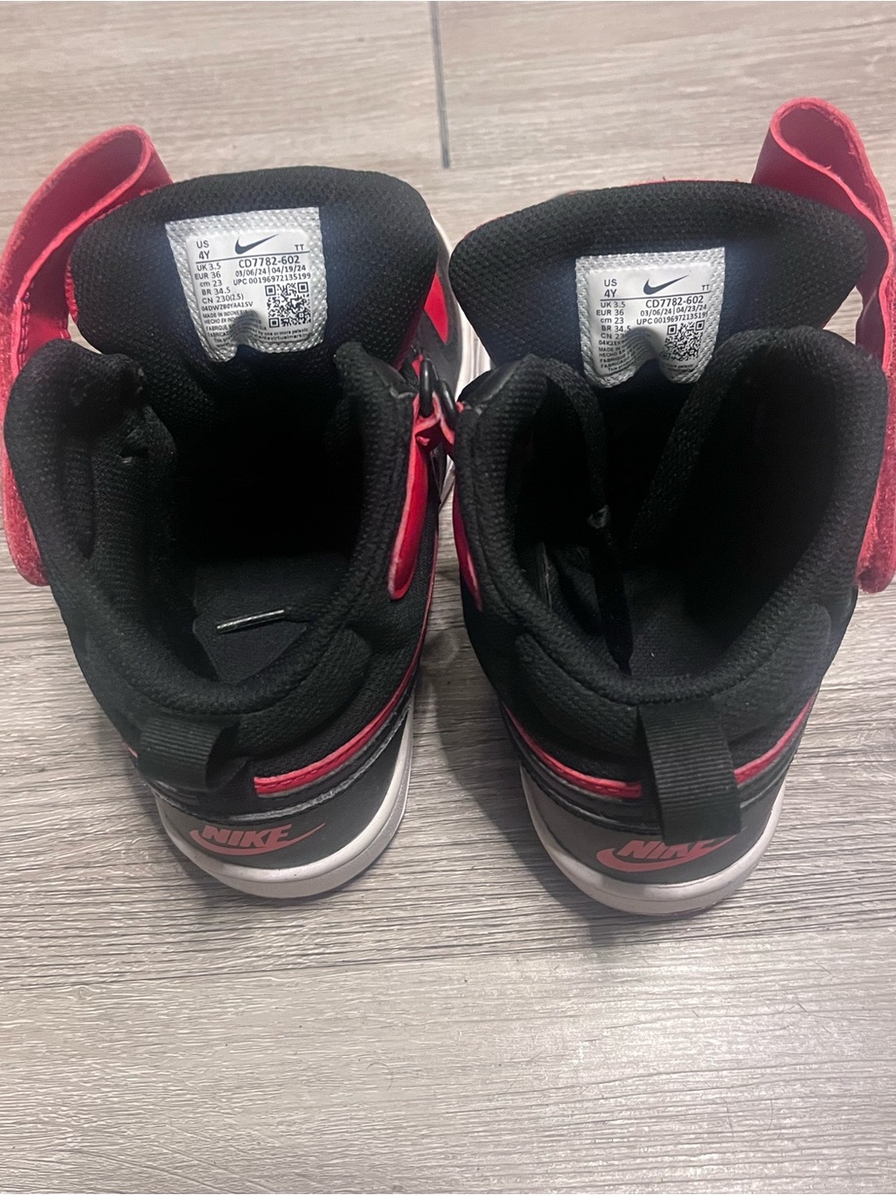 Nike Kids’ High-Top Sneakers in Red and Black Size 4Y - Picture 9 of 11